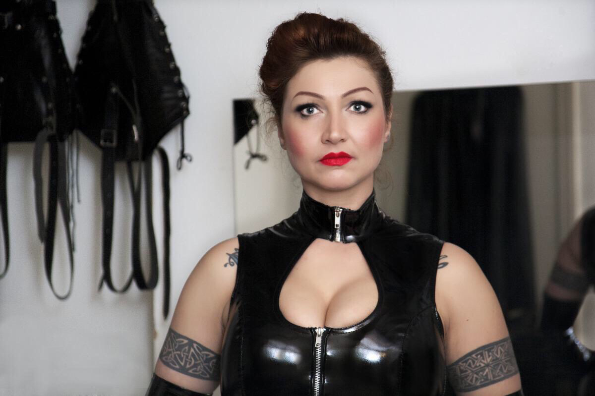 Madame Helle London Dominatrix Professional and Mistress