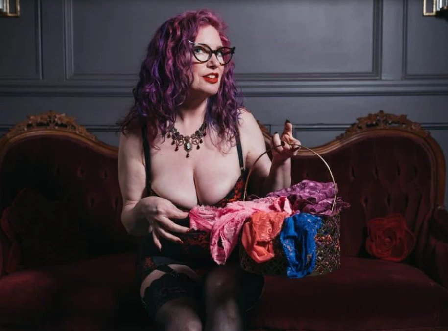 Natasha Strange Portland Dominatrix SIssification